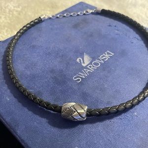 Men’s Swarovski Crystal leather necklace